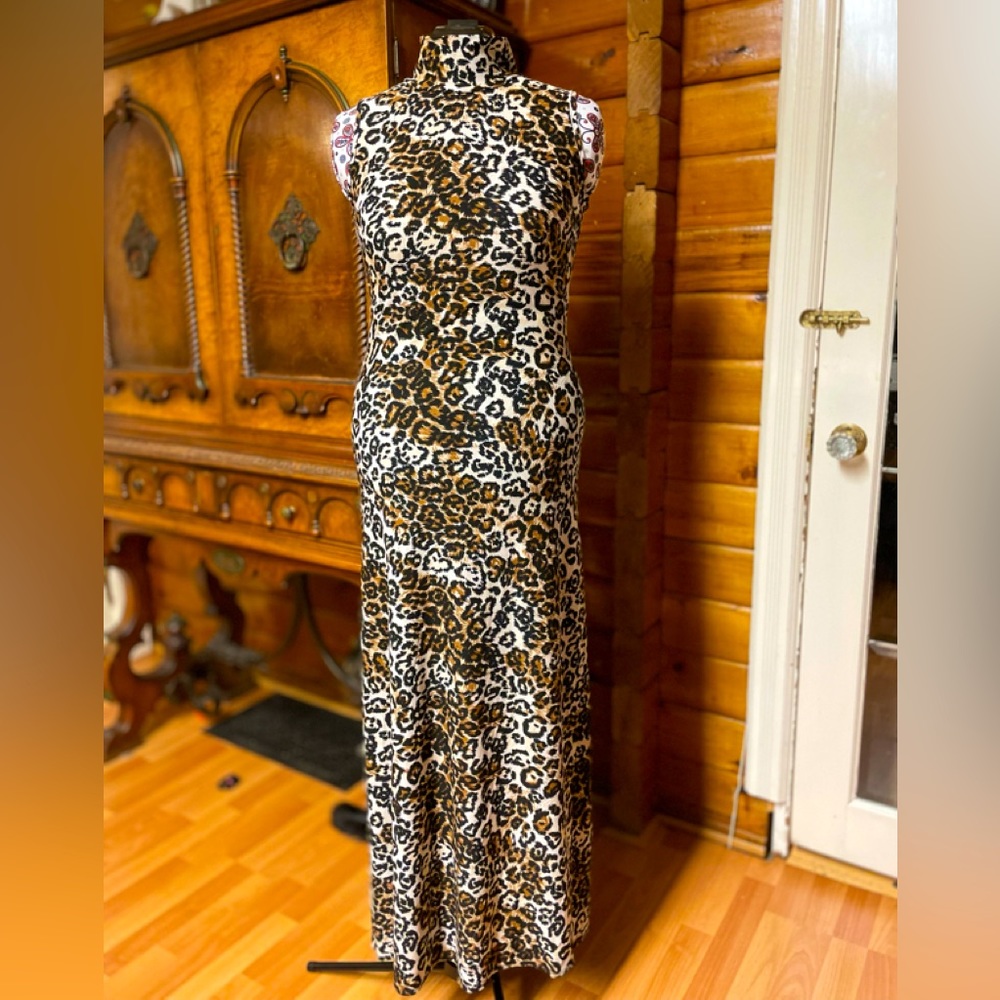 Suzy Shier Animal Print Sleeveless Open Back High Neck Maxi Dress